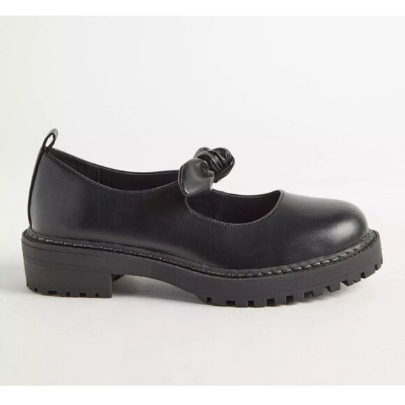 NWT Torrid 8.5 Black Mary Jane Bow Lug-Sole Flat Shoes 8.5WW Wide Width - Picture 2 of 11